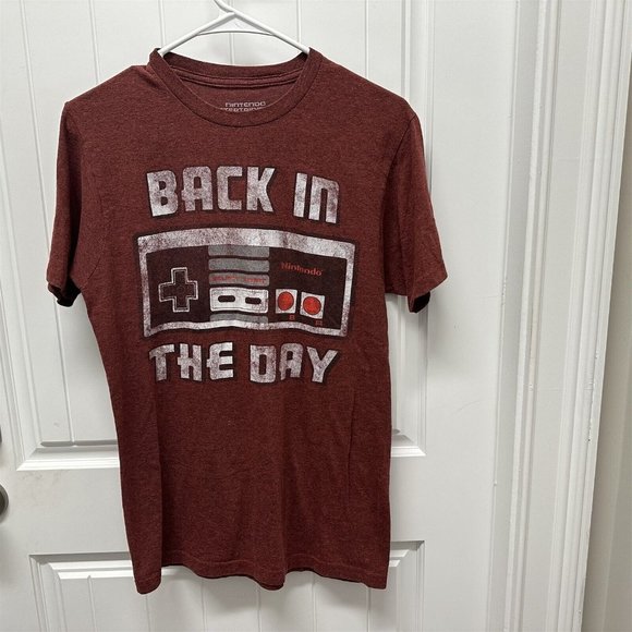 Nintendo T Shirt Back in the Day Controller Graphic 2015 Small Orange Heather - Picture 1 of 5